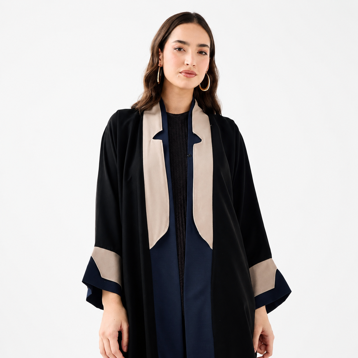 Contrast sleeve detail on classic black abaya
