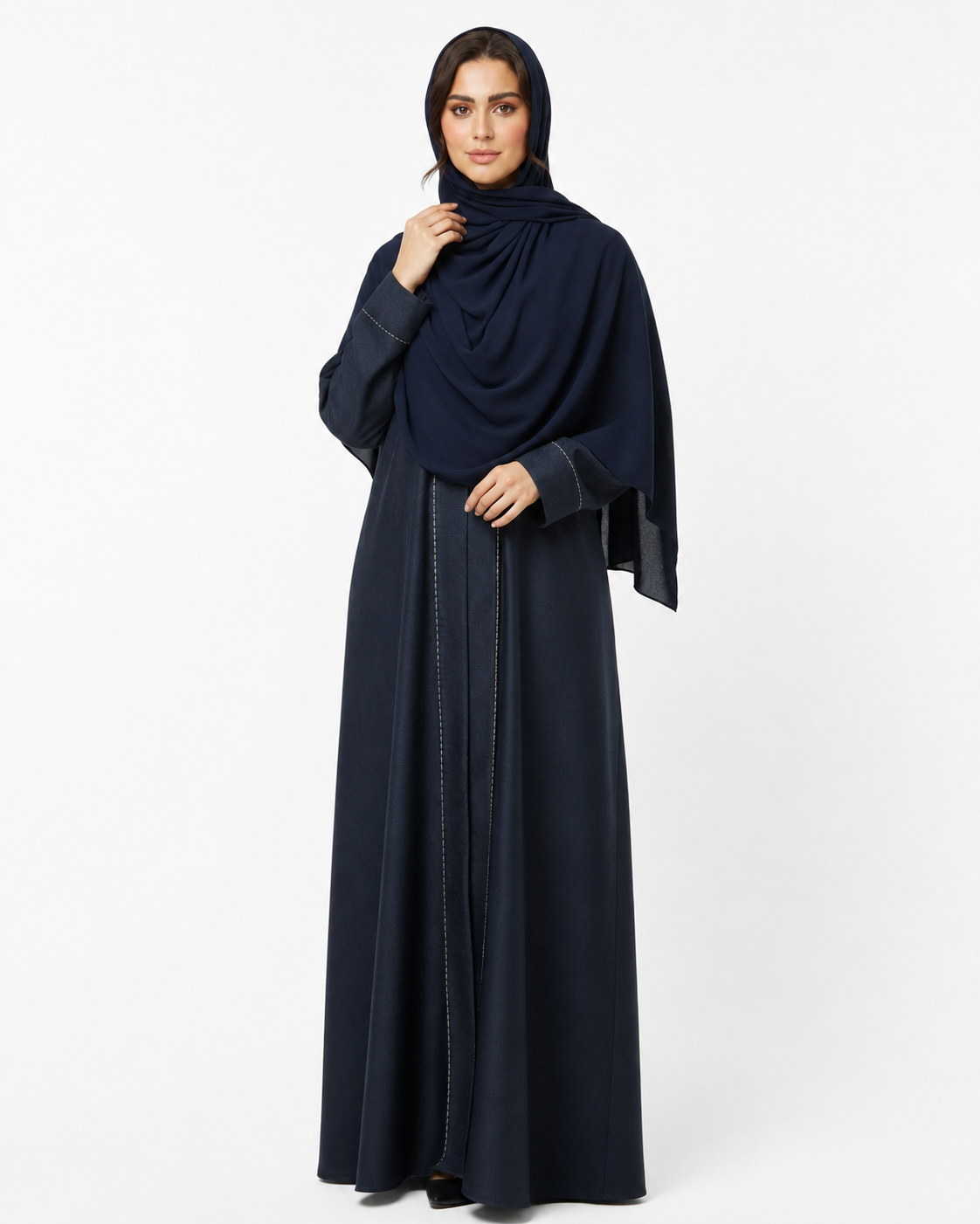 Jacquard Abaya – Midnight Navy – styled look – AZRIA KSA

